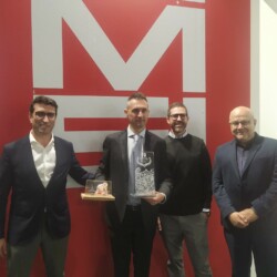 WINEGRID won the Technology Innovation Award at SIMEI 2022